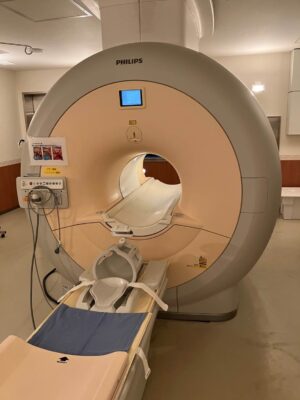 Philips MRI Achieva 1.5T Omega HP (32 CH)