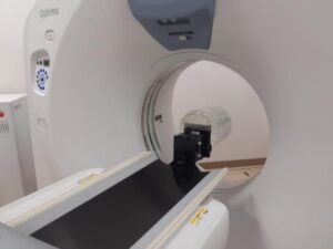 GE CT Scan Optima CT660