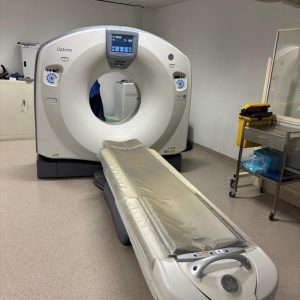 GE Optima 660 64 Slice CT Scanner System