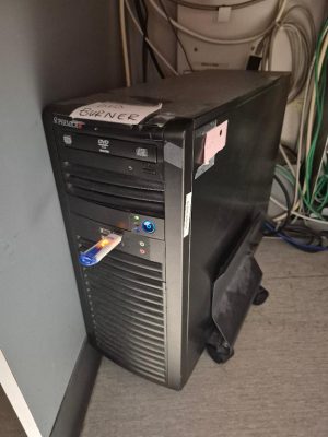 PHILIPS Allura Clarity FD10 F Angio - C Arm