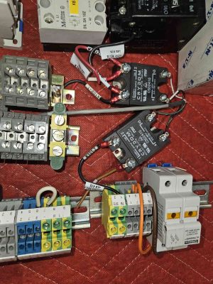 Various Breakers General