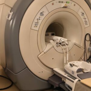 GE Signa HDXT 3.0 T MRI