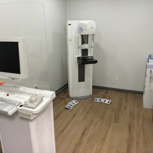 Hologic Selenia Mammography, YOM: 2008, Tube YOM: 2018 Hologic Selenia , YOM: 2008, Tube YOM: 2018 Mammography