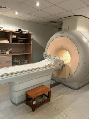 Philips MRI Achieva 1.5T, SN 22153, YOM 2008 Philips Achieva 1.5T, SN 22153, YOM MRI