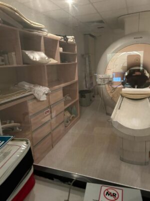 Philips MRI Achieva 1.5T, SN 22153, YOM 2008 Philips Achieva 1.5T, SN 22153, YOM MRI