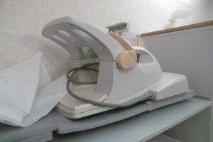 Philips MRI Intera Achieva 1.5T Pulsar (Warm Magnet), YOM 2004 Philips Intera Achieva 1.5T Pulsar (Warm Magnet), YOM MRI