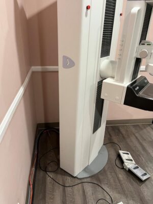 Hologic Mammo Selenia-SN 284 021 05560W Hologic Mammo Selenia-SN 284 021 05560W Mammography