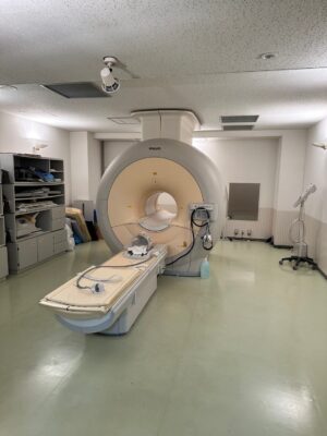 Philips MRI Achieva 1.5T Pulsar (8 ch)-YOM 2007 Philips Achieva 1.5T Pulsar (8 ch)-YOM MRI